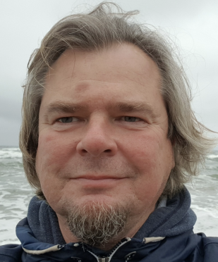 Artur  Jabłoński